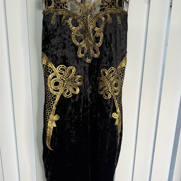 Vero Moda Black Dress with Gold Detailing - Picture 9 of 12